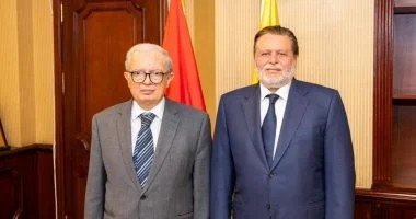 لقاء محافظ البنك المركزي المصري - لوجو كوكب نيوز الأصلي