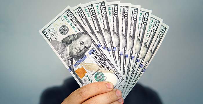 سعر الدولار أمام الجنيه اليوم الاحد في البنوك المصرية - دولار